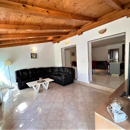 Radosevic Апартаменты