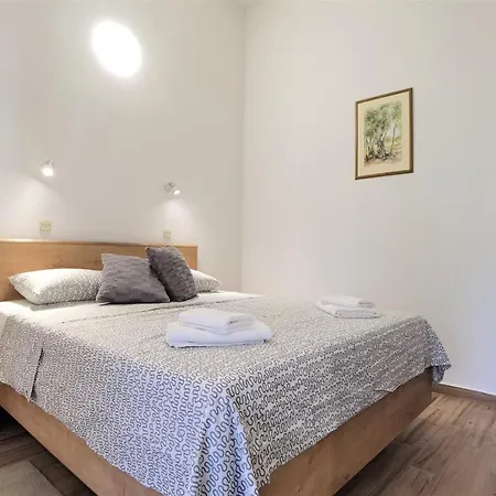 Апартаменты Radosevic *